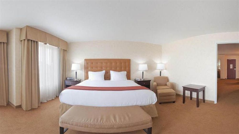 Holiday Inn Express Lawrence By Ihg Eksteriør bilde